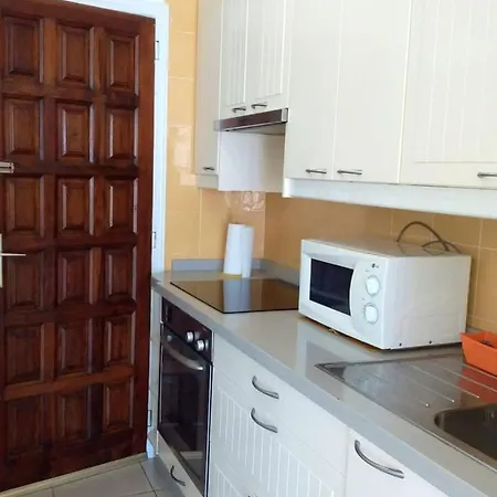 Apartmán Modern With Sea View In 50 M² Chic Retreat