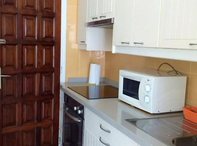 Daire Modern With Sea View In 50 M² Chic Retreat