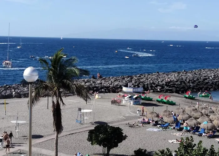 Modern With Sea View In 50 M² Chic Retreat アパート